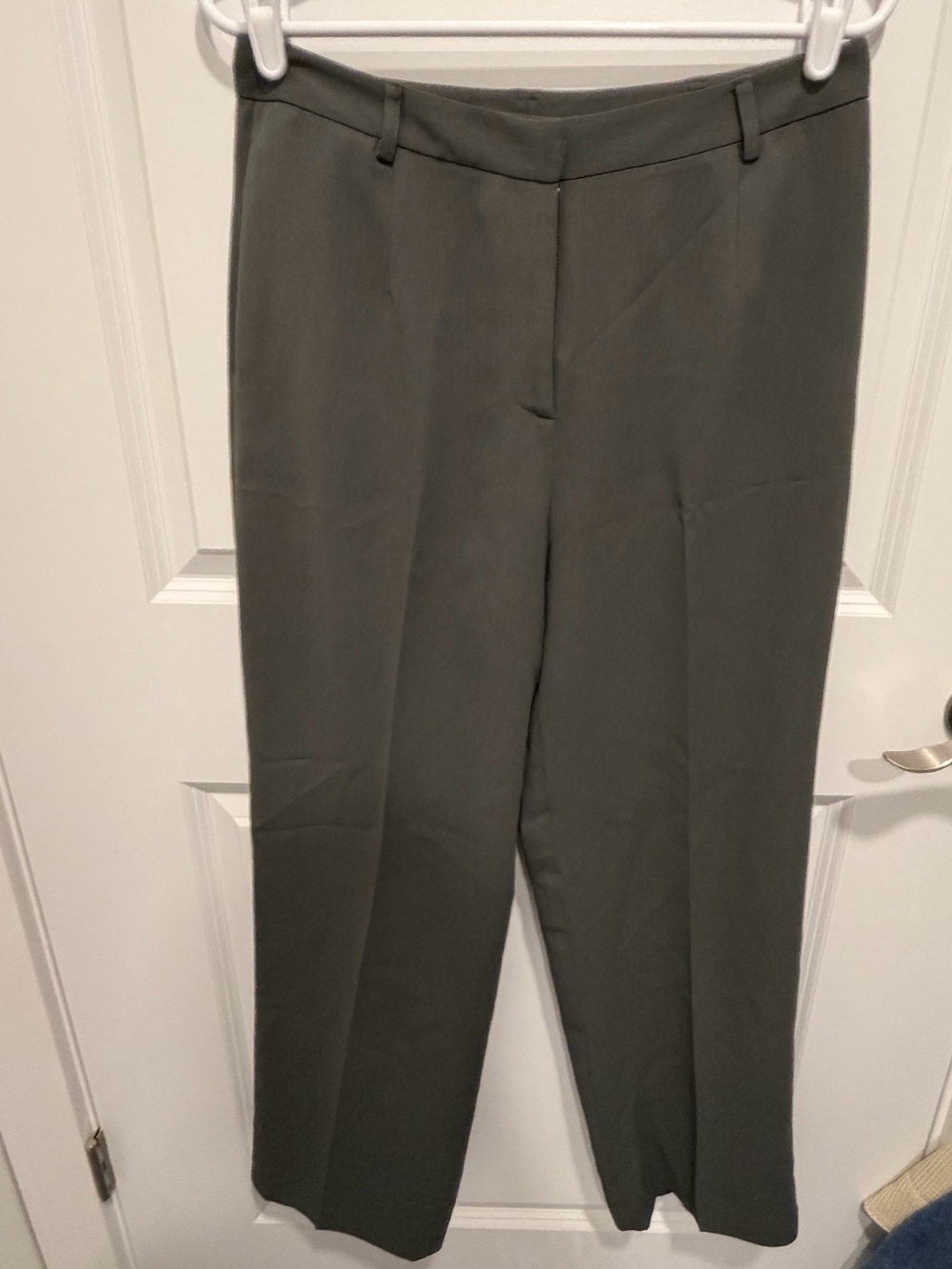 Vansy Fugel Size 8 Olive Straight Leg Dress Pants Trousers